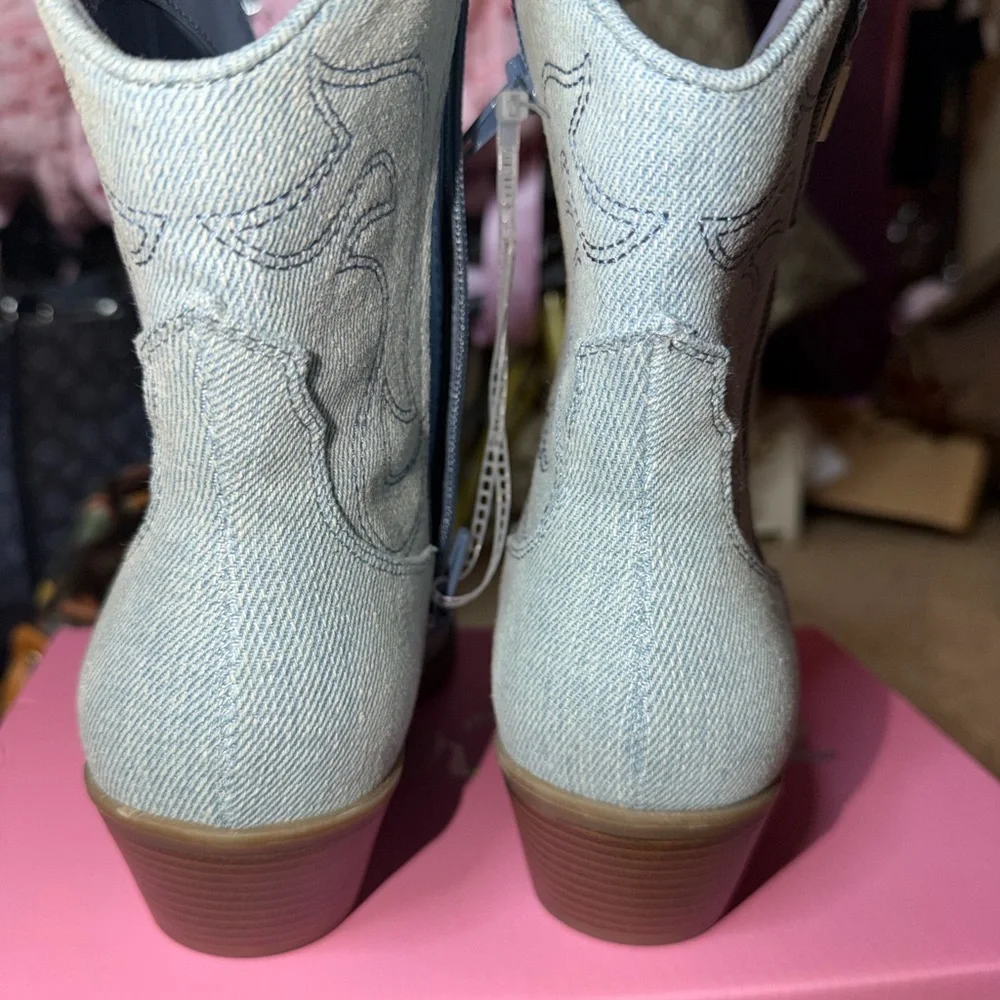 NEW Guess Los Angeles Denim Western Ankle Boots Size 8M